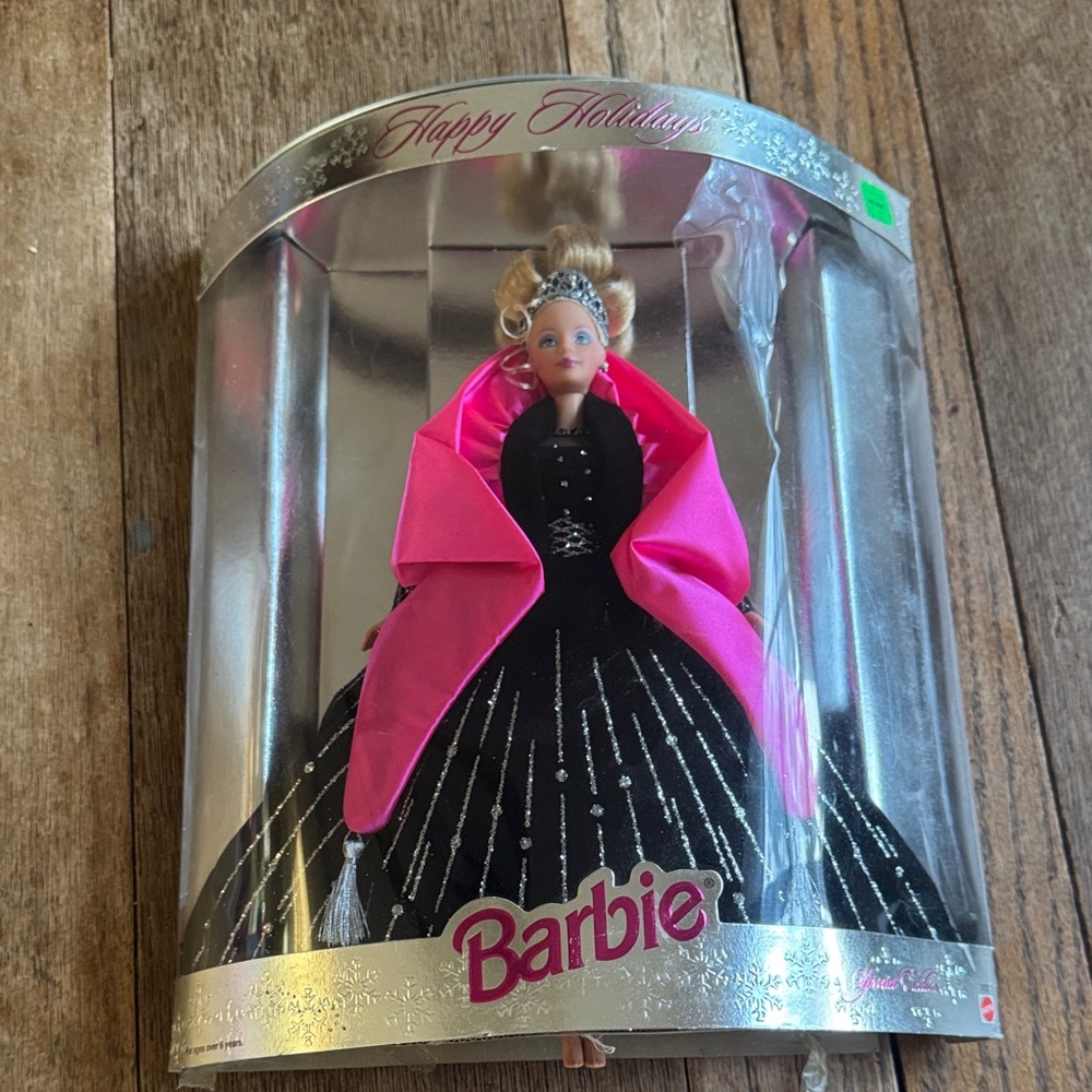 Vintage Happy Holidays Barbie Doll 1998 Special Edition Mattel New in Box